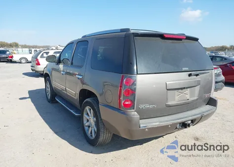 2013 GMC Yukon Denali z USA, uszkodzony, nr VIN 1GKS2EEF2DR240864